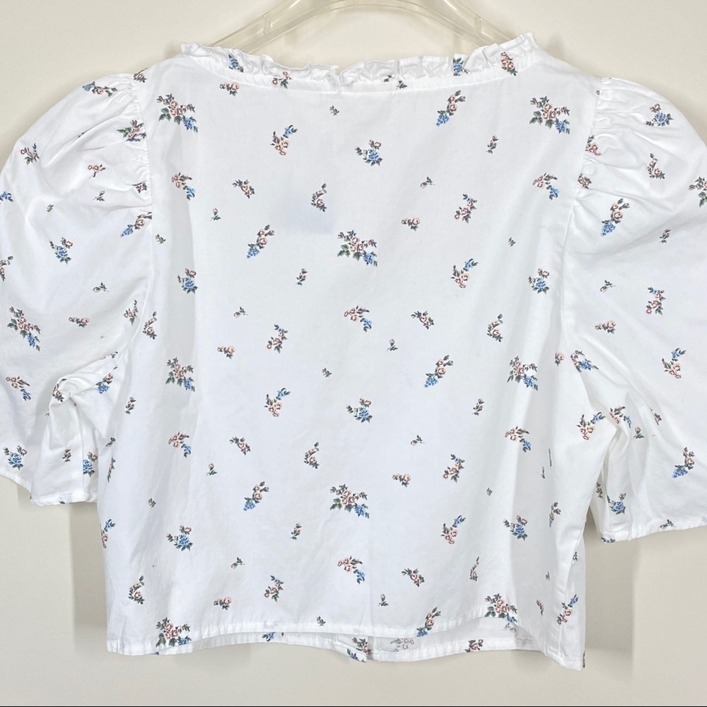 Levi’s New Crop Top Floral White Size L - Picture 2 of 8